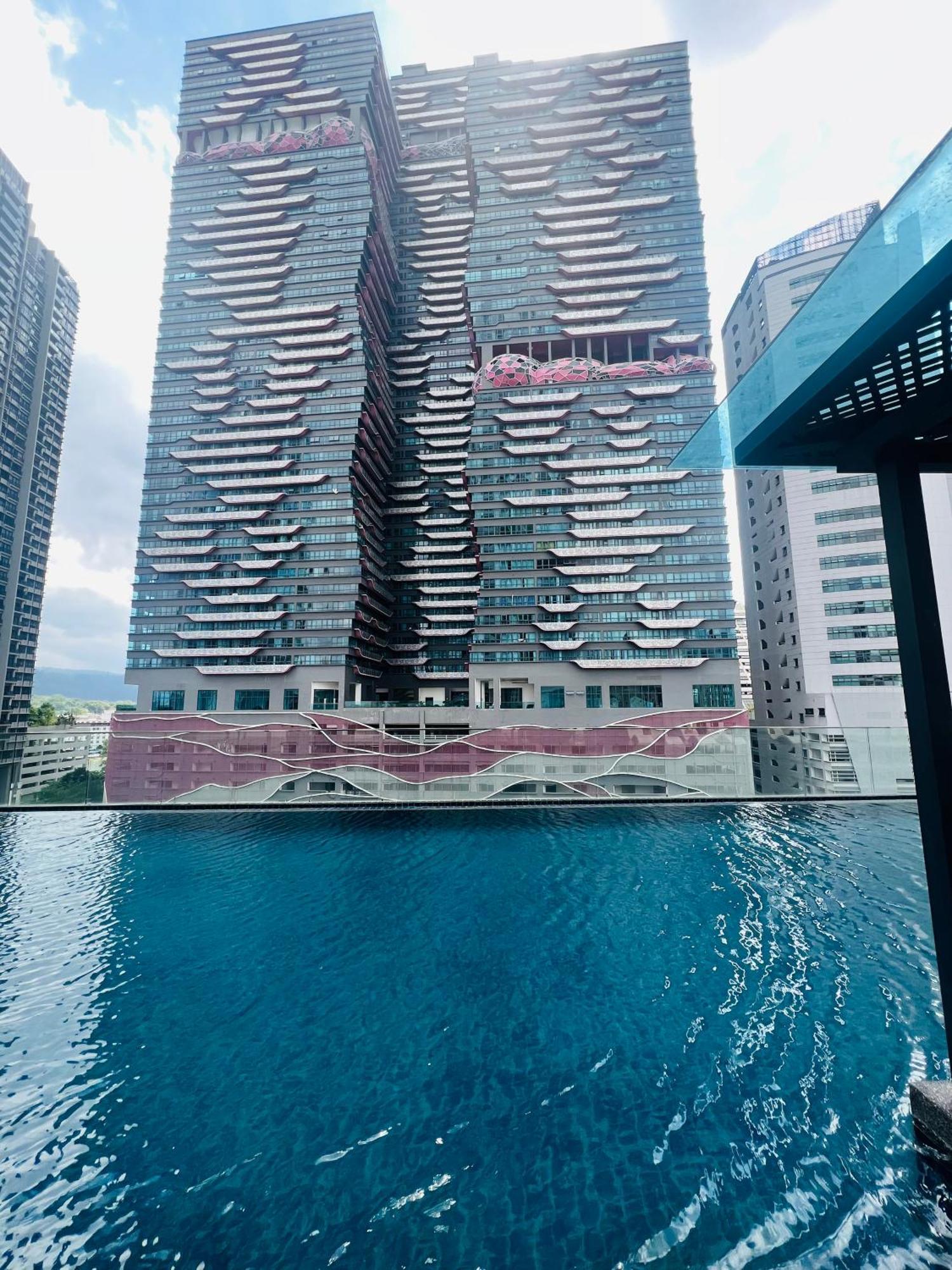 Reizz Residence By D'Amour Kuala Lumpur Exterior photo