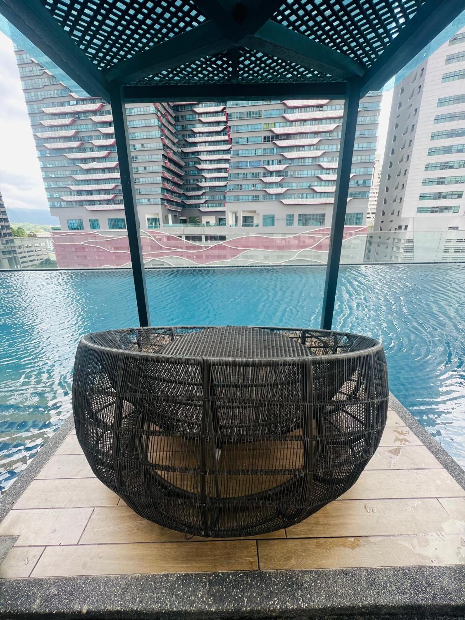 Reizz Residence By D'Amour Kuala Lumpur Exterior photo